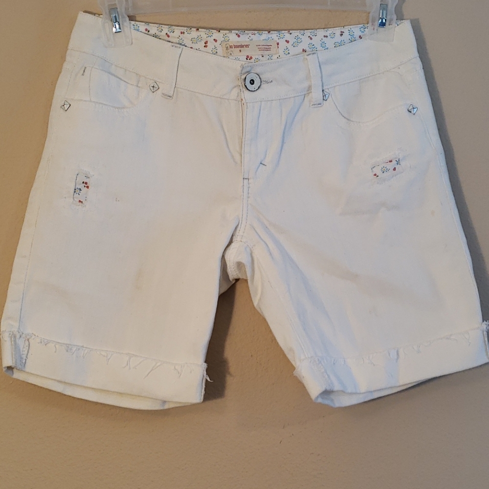 Ladies shorts